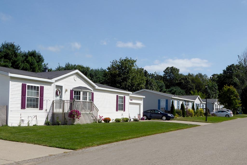 Algoma Estates, Rockford, MI