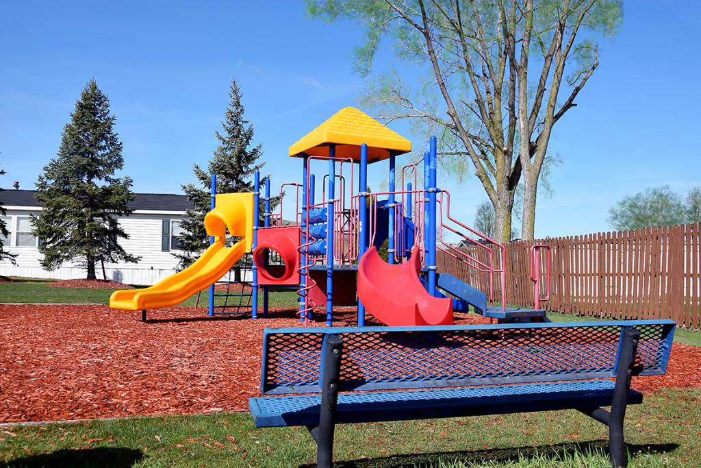 Discover the Best Manufactured Home Communities near Canton - Glen%20Ridge%20community%20playground%20in%20Canton%20MI