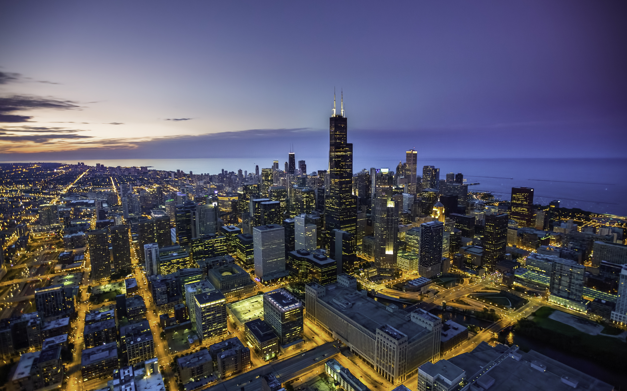 city view of Chicago at dusk