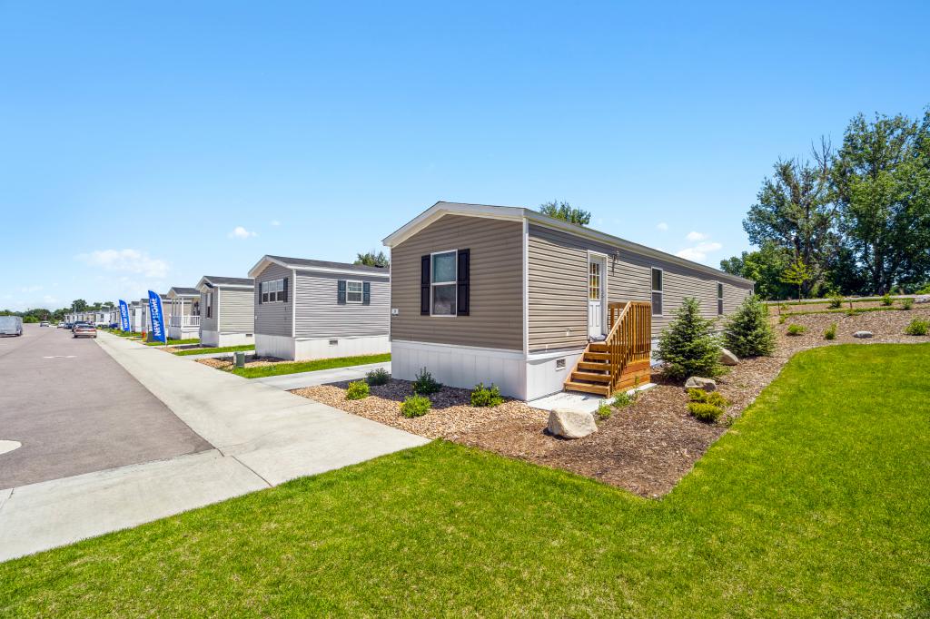 street view of several manufactured homes in Stoneybrook Pointe in Greely Colorado