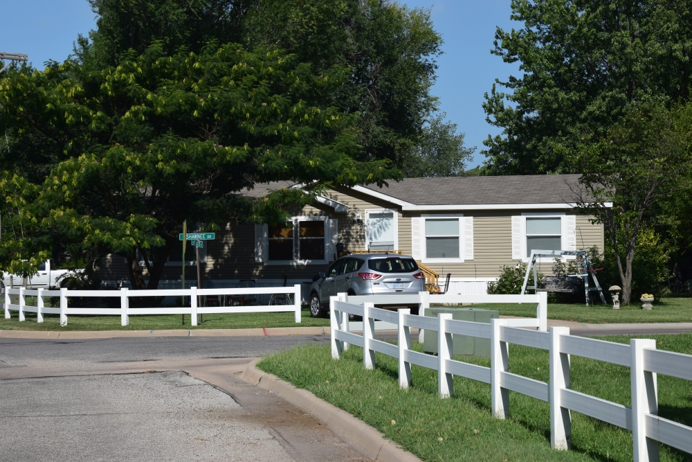 Chisholm Creek community street view in Wichita KS
